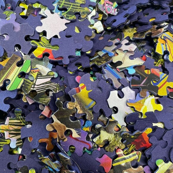 White Mountain Beach Camper 1000 Piece Jigsaw Puzzle By Garry Walton - Picture 3 of 3